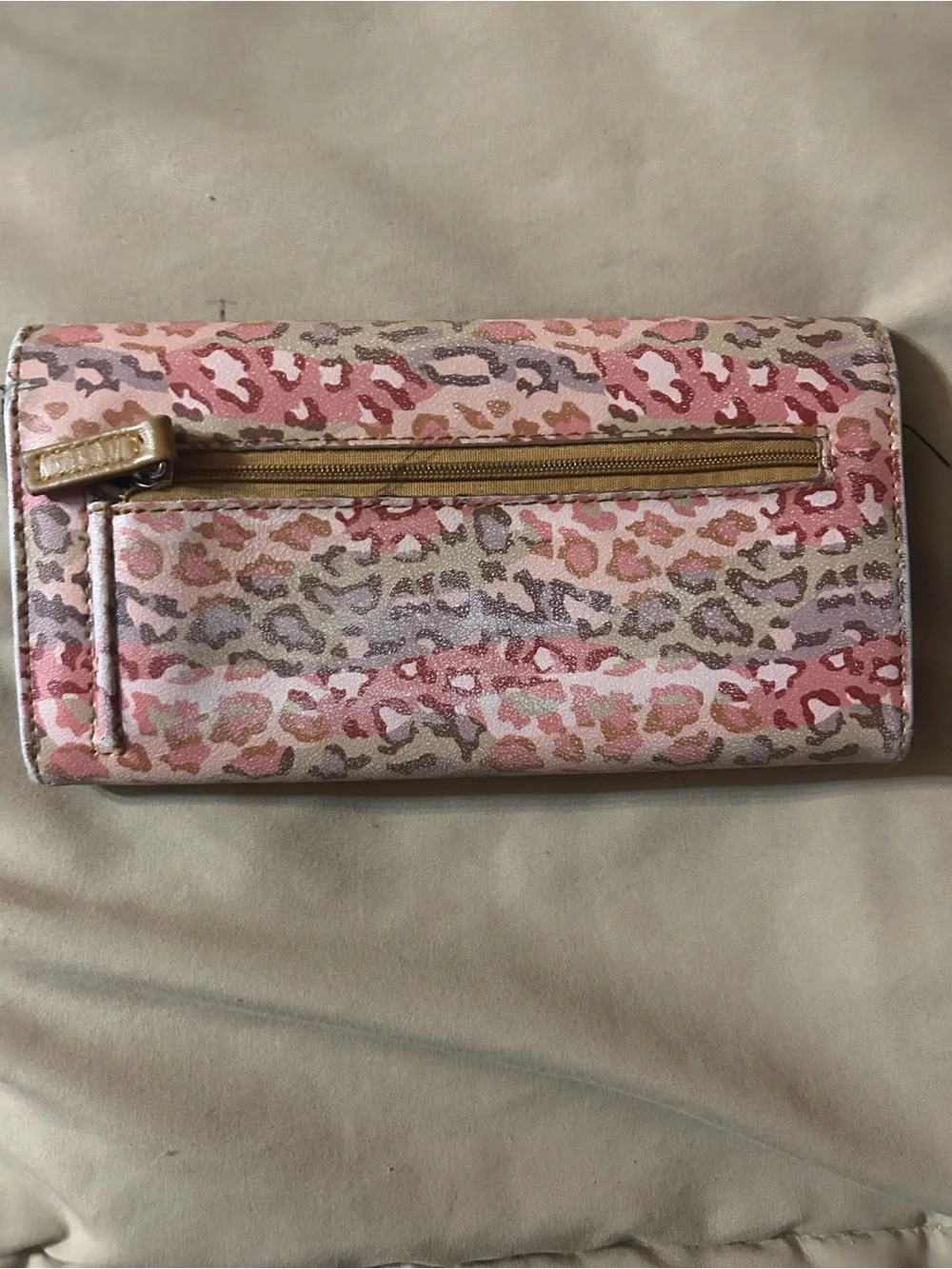 Tahari wallet pink
